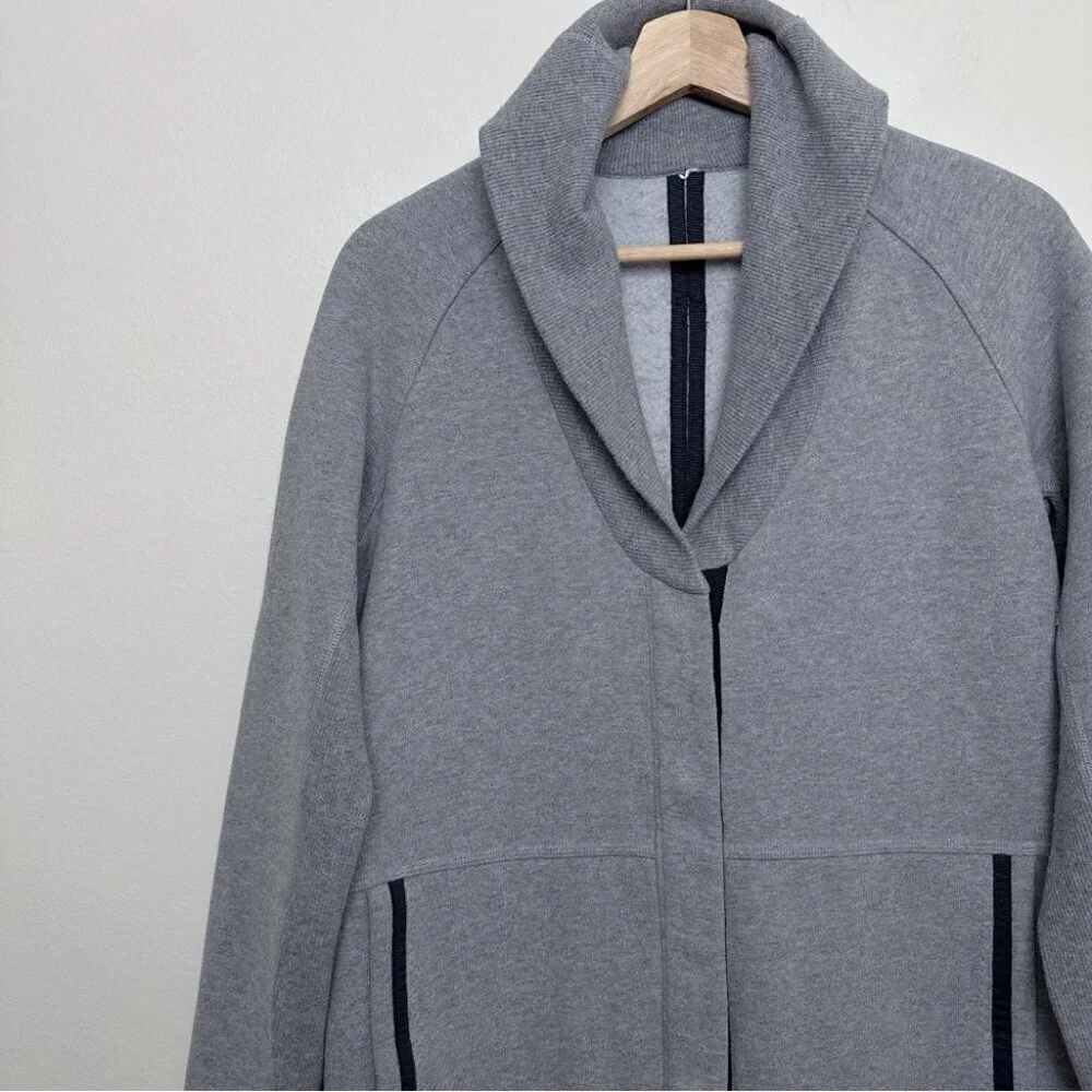 Lululemon Womens 4 Yin To My Yang Cardi Heathered Medium Grey